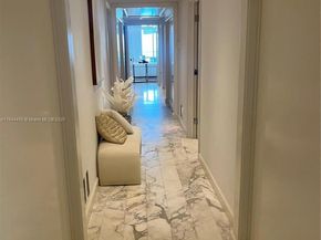 20201 E Country Club Dr 28082809, Aventura FL 33180