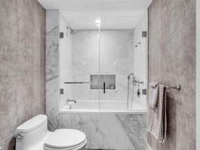 20201 E Country Club Dr 28082809, Aventura FL 33180