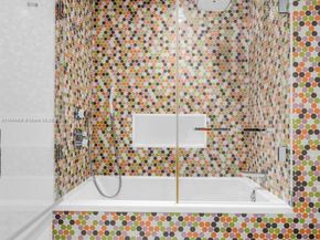 20201 E Country Club Dr 28082809, Aventura FL 33180