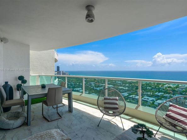 20201 E Country Club Dr 28082809, Aventura FL 33180