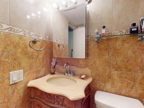 1936 S Ocean Dr 11D, Hallandale Beach FL 33009