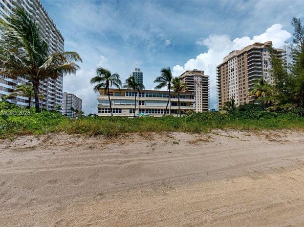 1936 S Ocean Dr 11D, Hallandale Beach FL 33009