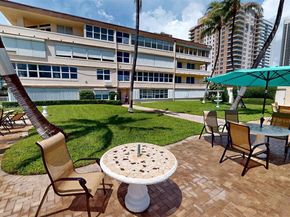 1936 S Ocean Dr 11D, Hallandale Beach FL 33009