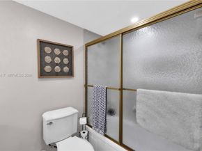 5961 NW 2nd Ave 403, Boca Raton FL 33487