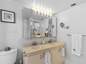 2004 Granada Dr O2, Coconut Creek FL 33066