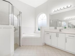 3591 NE 10th Dr, Homestead FL 33033