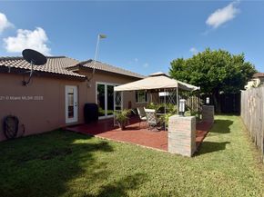 3591 NE 10th Dr, Homestead FL 33033