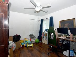 3591 NE 10th Dr, Homestead FL 33033