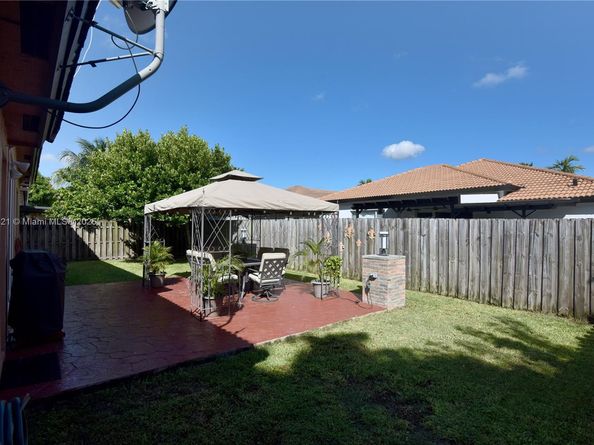 3591 NE 10th Dr, Homestead FL 33033
