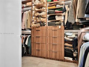 6611 NW 105th Ave, Doral FL 33178