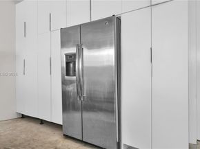 6611 NW 105th Ave, Doral FL 33178