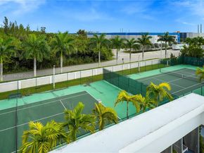 6611 NW 105th Ave, Doral FL 33178