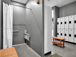 6611 NW 105th Ave, Doral FL 33178