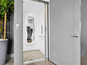 6611 NW 105th Ave, Doral FL 33178