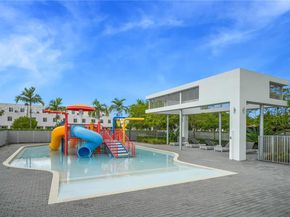 6611 NW 105th Ave, Doral FL 33178