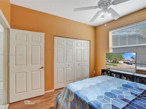 2441 E Aragon Blvd 5, Sunrise FL 33313