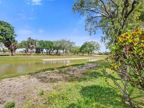 2441 E Aragon Blvd 5, Sunrise FL 33313