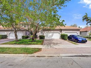 2441 E Aragon Blvd 5, Sunrise FL 33313