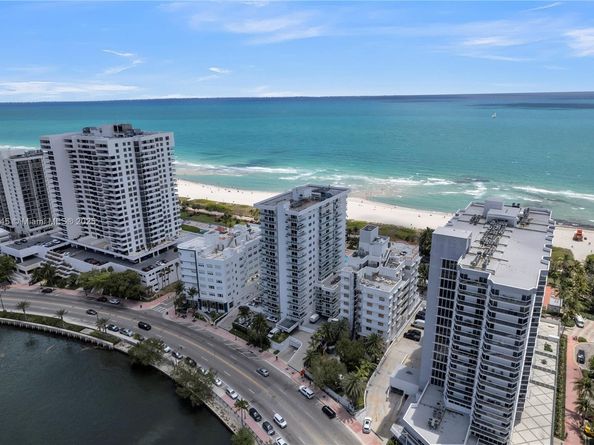 2457 Collins Ave 201, Miami Beach FL 33140