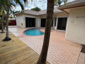 212 Citrus Trl, Boynton Beach FL 33436