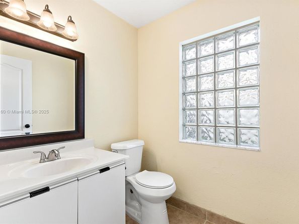 10191 NW 5TH Street, Plantation FL 33324