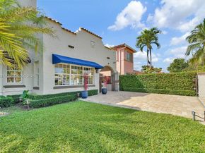 4722 SW 5th St, Miami FL 33134