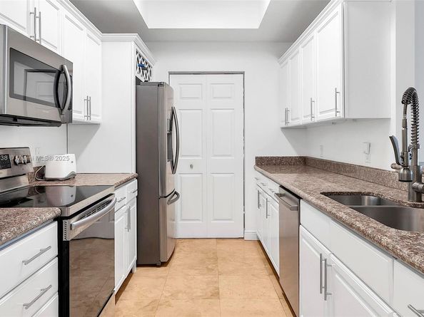 3590 Coral Way 906, Miami FL 33145