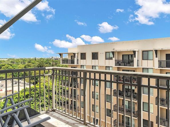 3590 Coral Way 906, Miami FL 33145