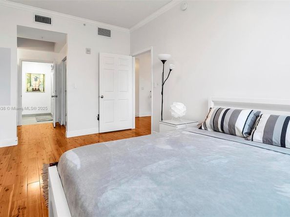 3590 Coral Way 906, Miami FL 33145