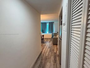 400 Kings Point Dr 105, Sunny Isles Beach FL 33160
