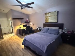 13154 NW 11th St, Pembroke Pines FL 33028