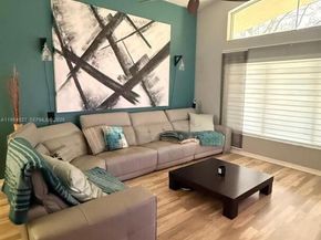 13154 NW 11th St, Pembroke Pines FL 33028