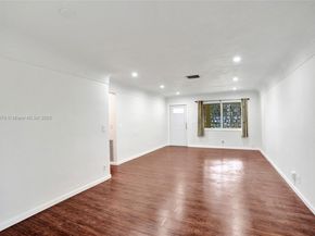 7804 SW 5th St, North Lauderdale FL 33068