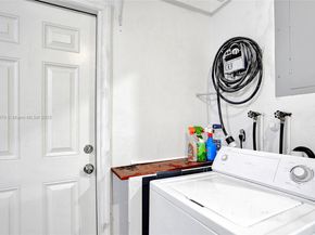 7804 SW 5th St, North Lauderdale FL 33068