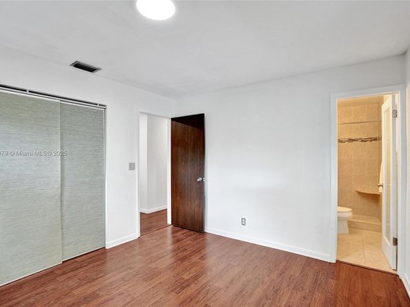 7804 SW 5th St, North Lauderdale FL 33068