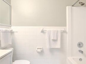 7804 SW 5th St, North Lauderdale FL 33068