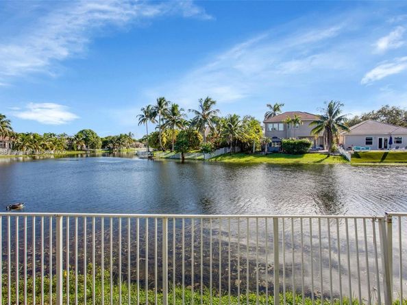 2929 SW 134th Ave, Miramar FL 33027