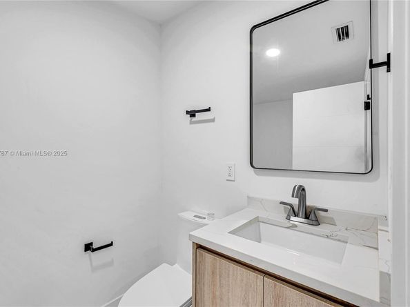 3051 SW 84th Ct, Miami FL 33155