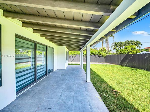 3051 SW 84th Ct, Miami FL 33155