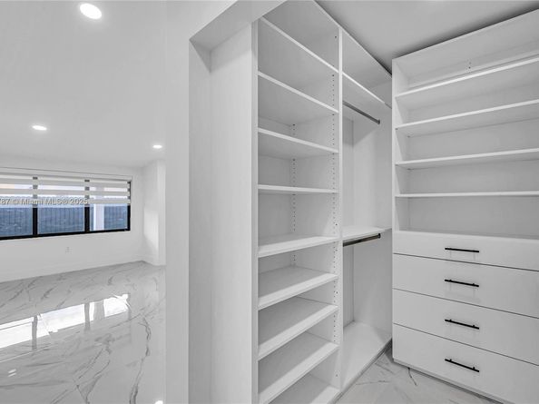 3051 SW 84th Ct, Miami FL 33155