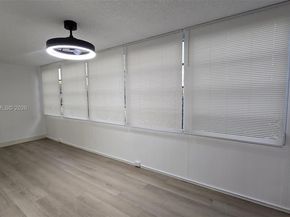 370 NW 76th Ave 204, Margate FL 33063