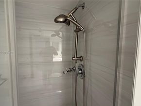 370 NW 76th Ave 204, Margate FL 33063