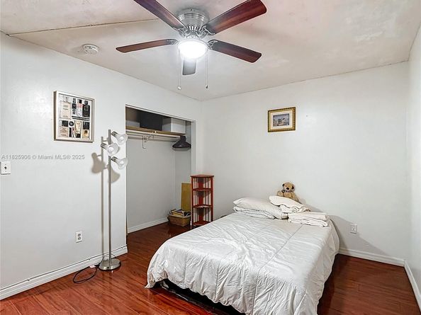 8635 NW 8th St 103, Miami FL 33126
