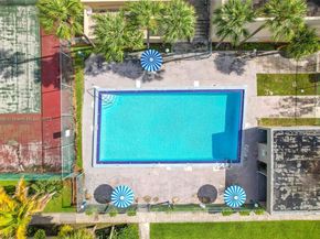 8635 NW 8th St 103, Miami FL 33126