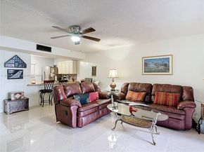 8635 NW 8th St 103, Miami FL 33126