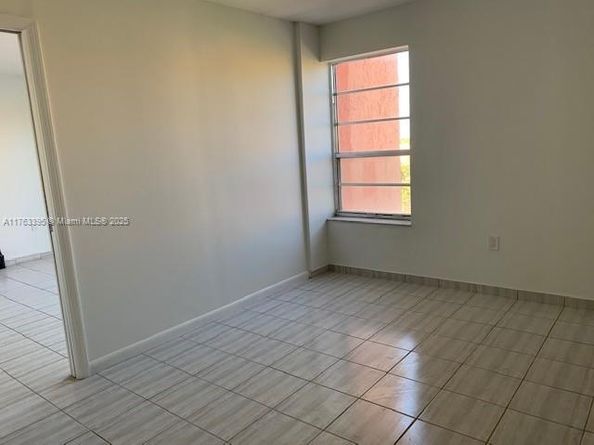 4801 NW 7th St 602, Miami FL 33126