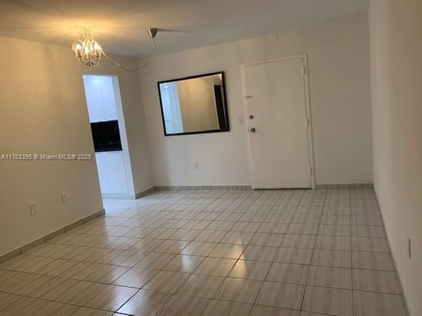 4801 NW 7th St 602, Miami FL 33126