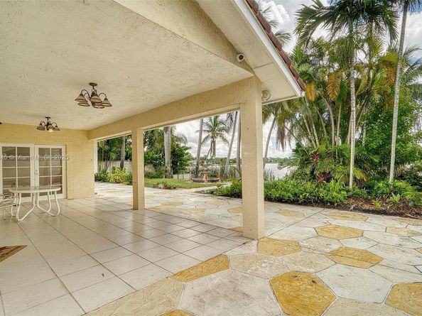 4521 SW 146th Ct, Miami FL 33175
