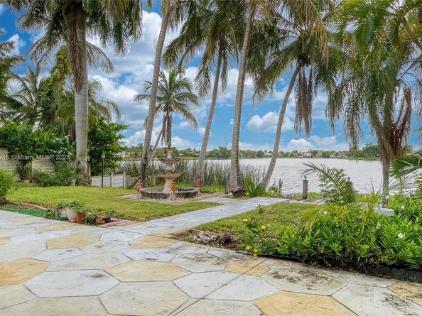 4521 SW 146th Ct, Miami FL 33175