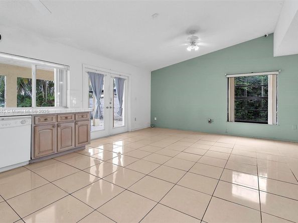 4521 SW 146th Ct, Miami FL 33175